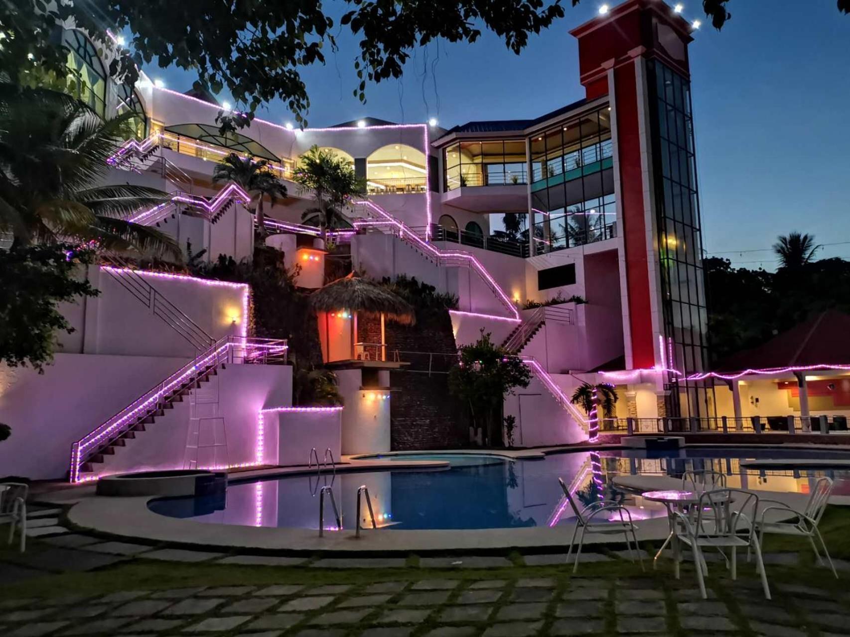 Bohol Plaza Mountain Resort And Restaurant Dauis Exteriör bild